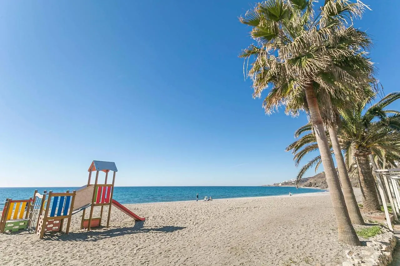 Marina Playa Nerja Apartamento 0*,